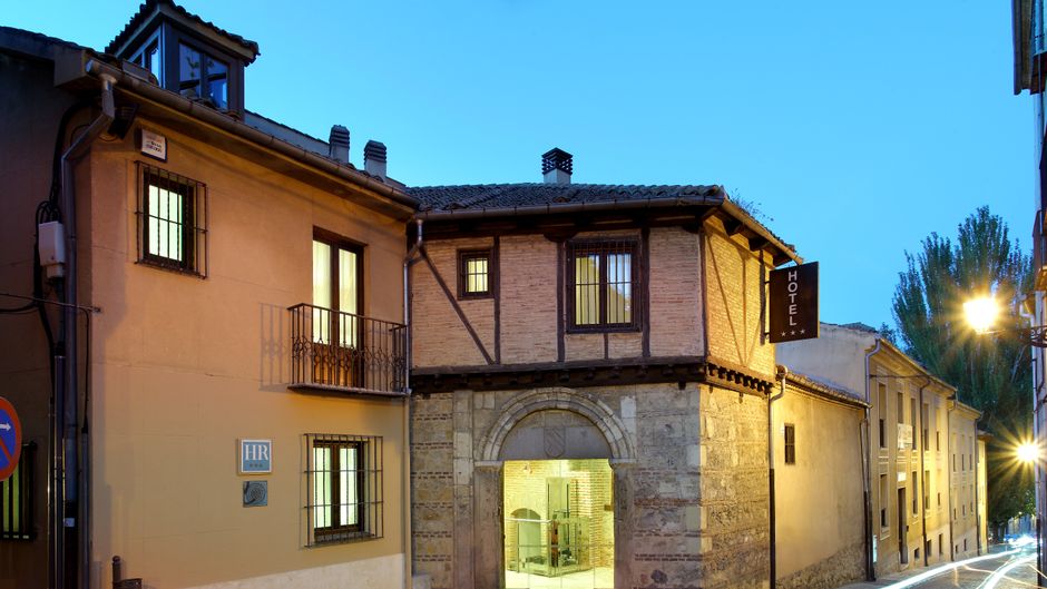Exe Casa de Los Linajes Exterior