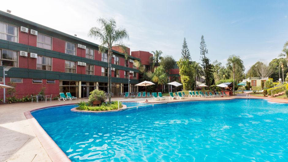 Exe Hotel Cataratas Pool