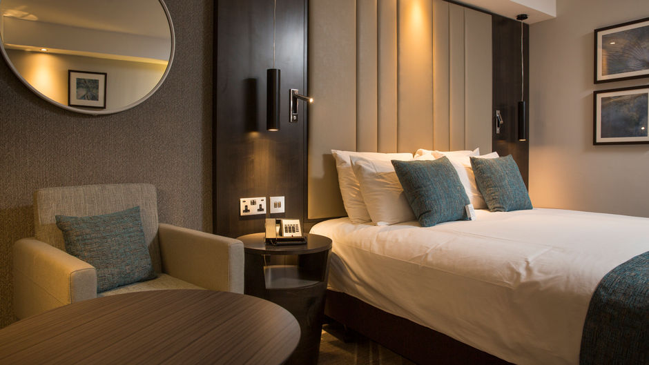 Crowne Plaza Basingstoke Room