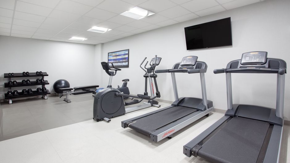 Holiday Inn Ottawa East Health Club