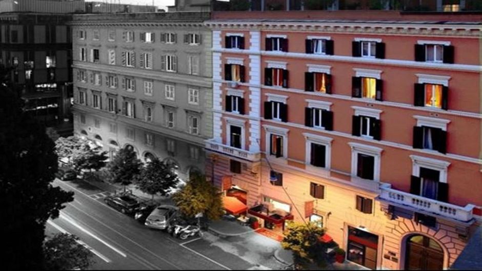 Oxford Hotel Exterior