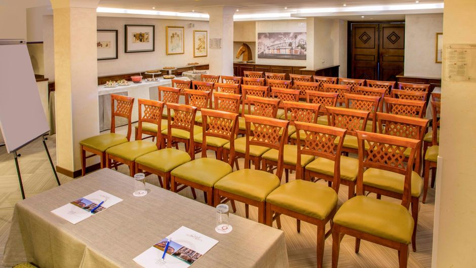 Oxford Hotel Meeting