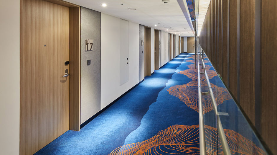 Holiday Inn Express Seoul Hongdae Lobby