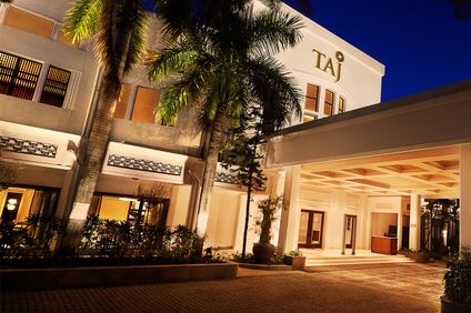 Taj  Connemara