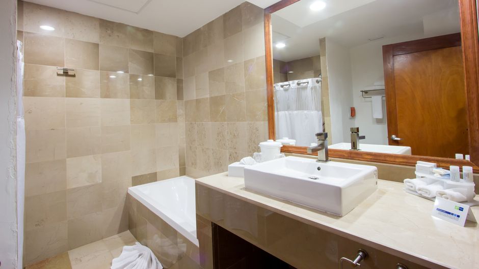 Holiday Inn Express Nuevo Laredo Room
