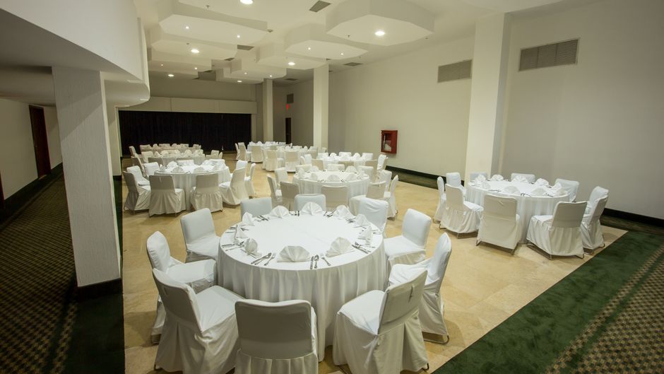 Holiday Inn Express Nuevo Laredo Ballroom