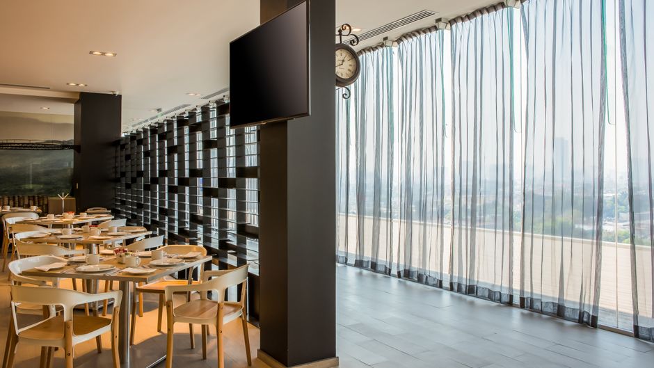 Fiesta Inn CDMX Forum Buenavista Restaurant