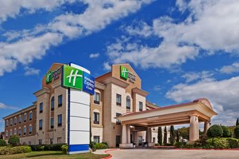 Holiday Inn Express Hotel & Suites