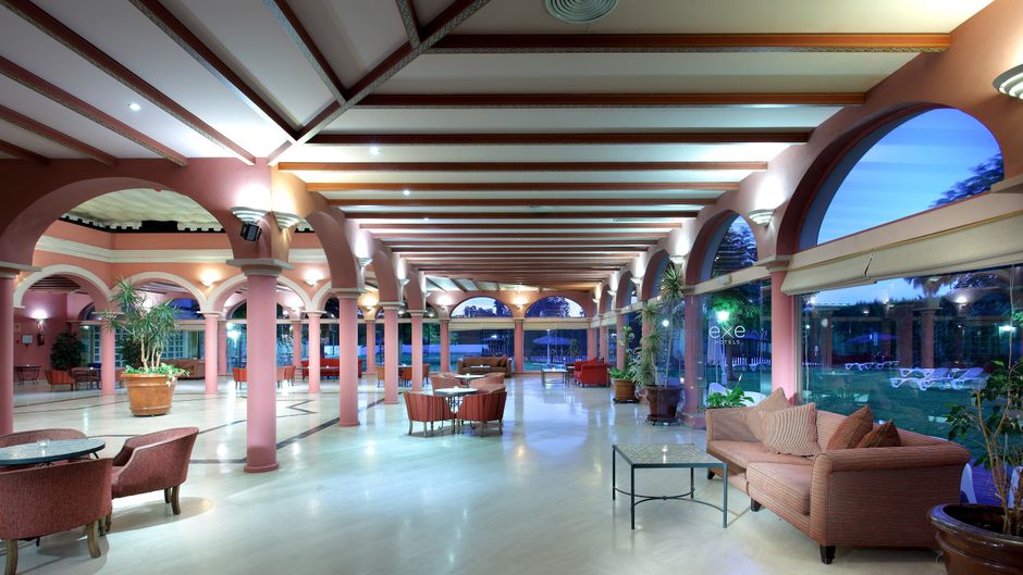 Exe Gran Hotel Solucar Lobby