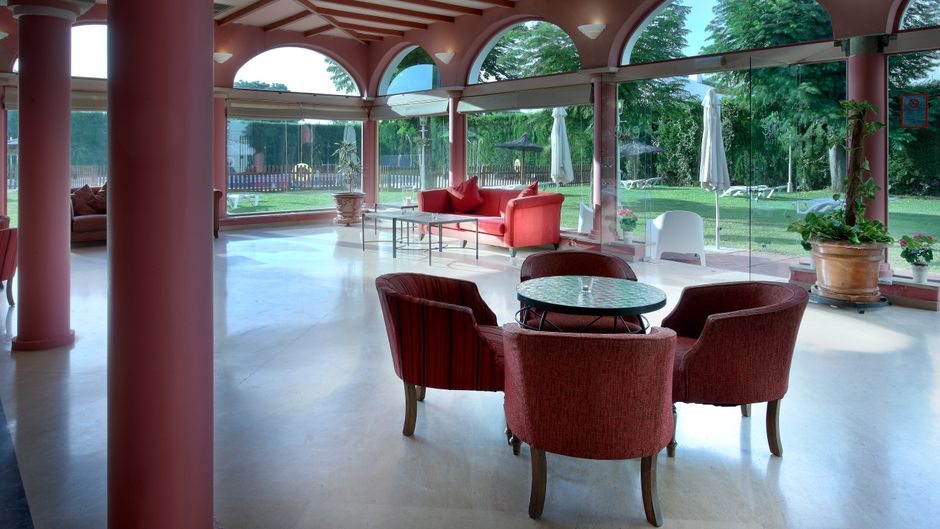 Exe Gran Hotel Solucar Lobby
