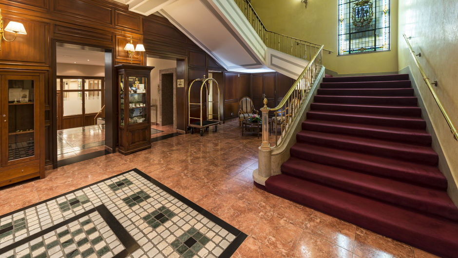 Exe Alfonso VIII Lobby