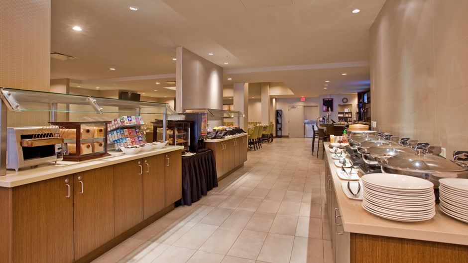 Holiday Inn Vancouver Centre Restaurant