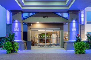Holiday Inn Express Chicago/Midway Airpo