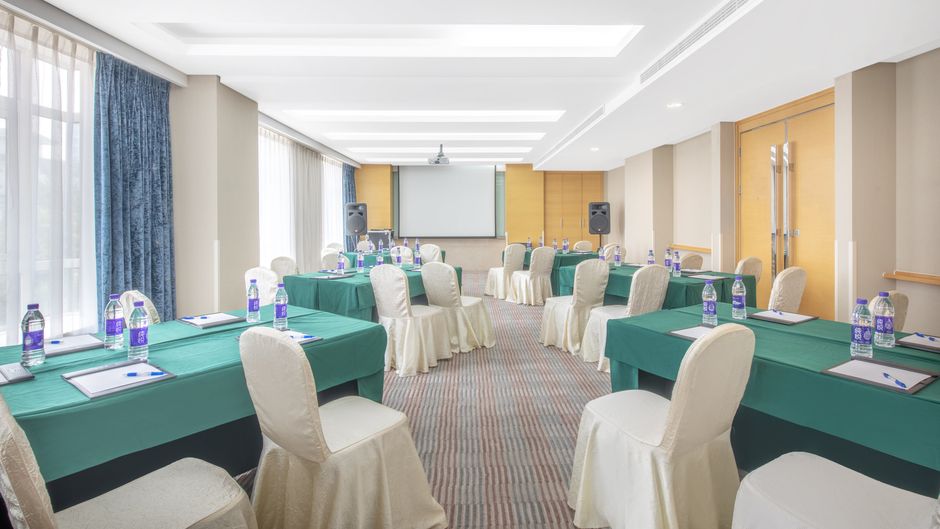 Holiday Inn Express Dongzhimen Meeting