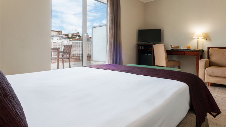 Exe Mitre Room