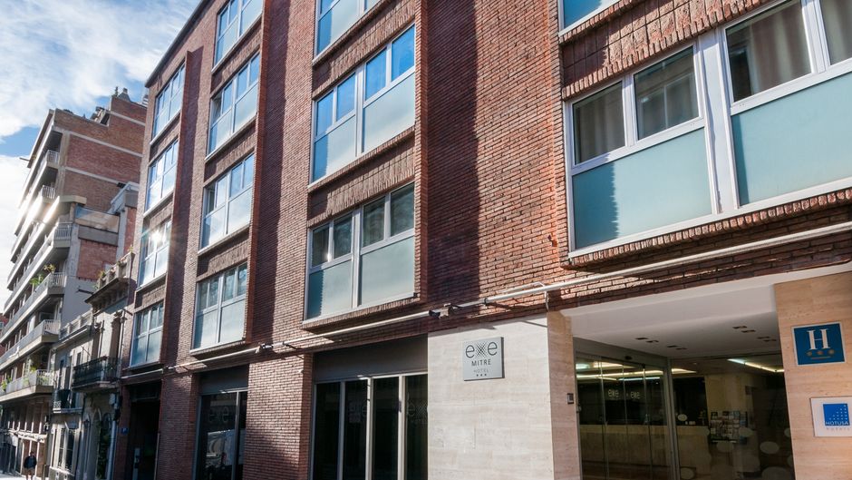 Exe Mitre Exterior