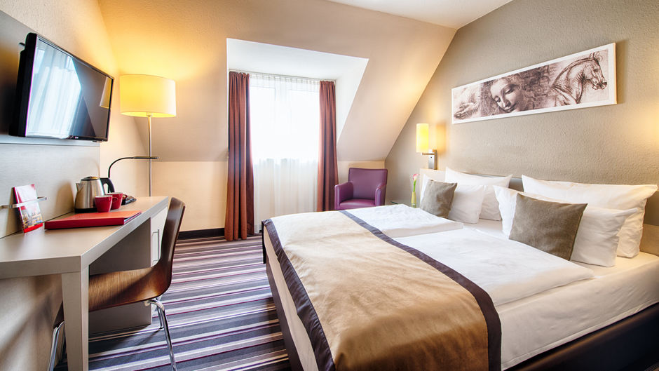Leonardo Hotel Mannheim-Ladenburg Room