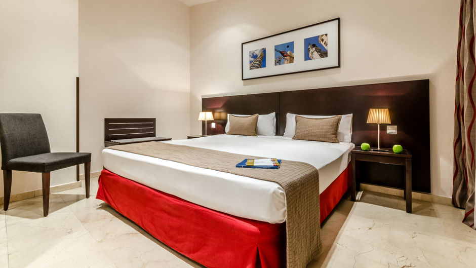 Exe Suites 33 Room