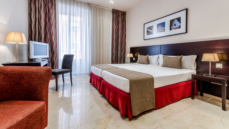 Exe Suites 33 Room