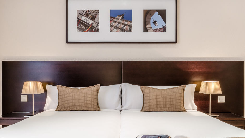 Exe Suites 33 Room