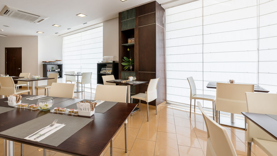 Exe Puerta de San Pedro Lobby