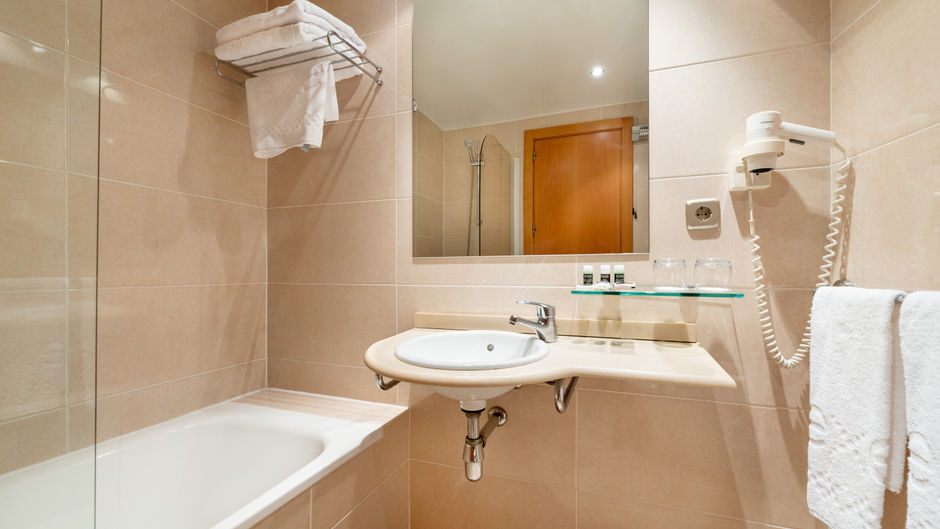 Exe Puerta de San Pedro Room