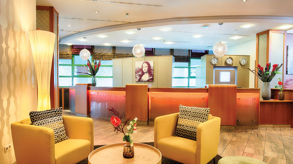 Leonardo Hotel Mannheim City Center Lobby