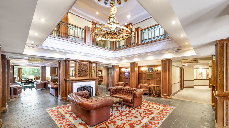 Copthorne Hotel Cardiff Lobby
