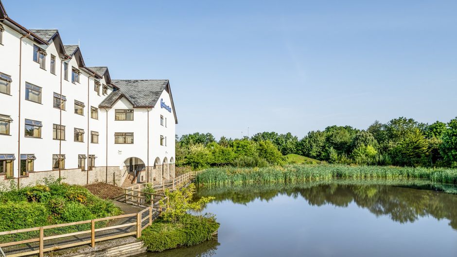 Copthorne Hotel Cardiff Exterior
