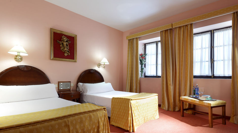 Crisol Monasterio de San Miguel Room