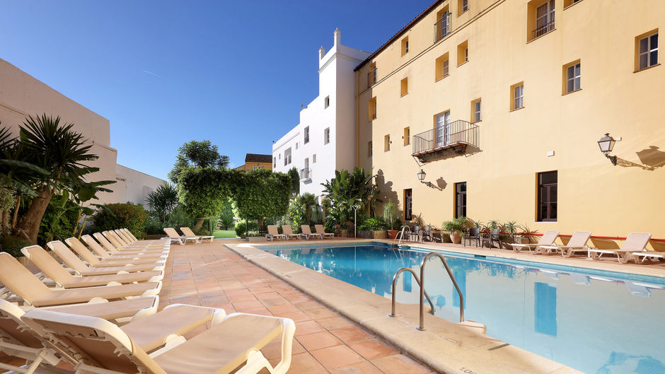 Crisol Monasterio de San Miguel Pool