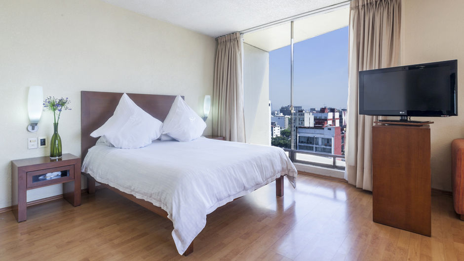 Exe Suites San Marino Room