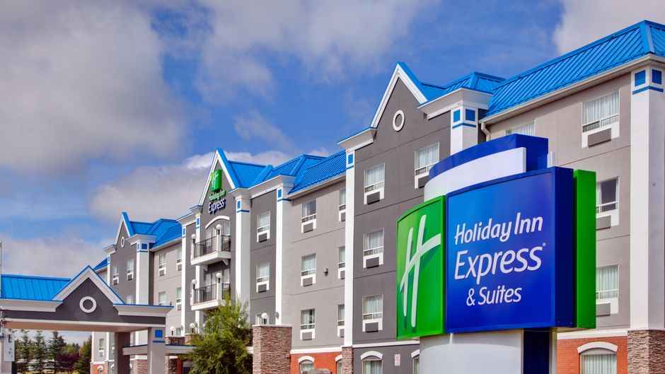 Holiday Inn Express Exterior