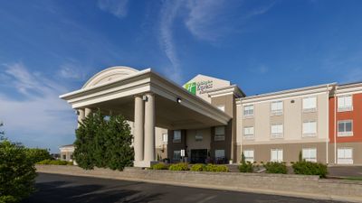Holiday Inn Express & Suites
