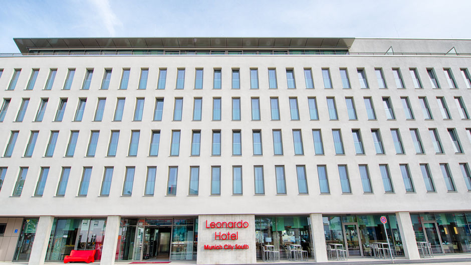 Leonardo Hotel Munich City South Exterior