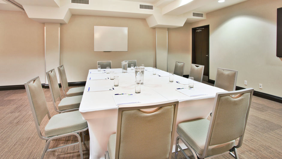 Holiday Inn Express Meeting