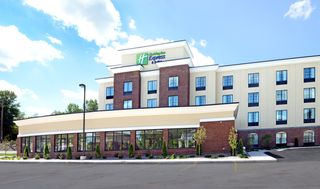 Holiday Inn Express & Stes Finger Lakes