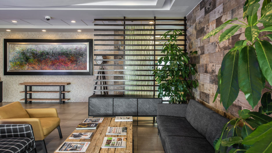 Holiday Inn Express & Suites Celaya Lobby