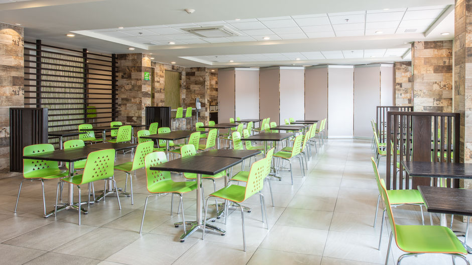 Holiday Inn Express & Suites Celaya Restaurant
