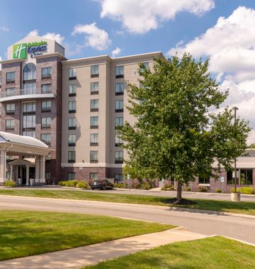 Holiday Inn Express & Suites Columbus