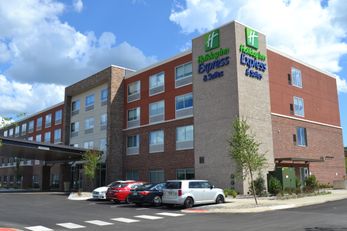 Holiday Inn Express/Stes Goodlettsville