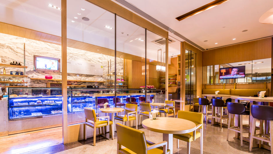 Crowne Plaza Bangkok Lumpini Park Restaurant