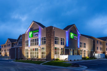 Holiday Inn Express & Suites Rapid City