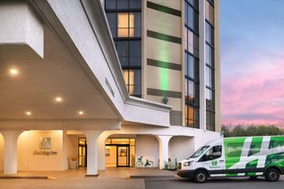 Holiday Inn Austin Town Lake