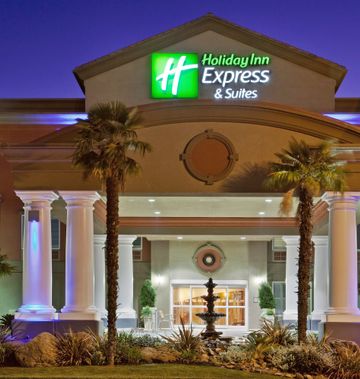 Holiday Inn Express Hotel & Suites