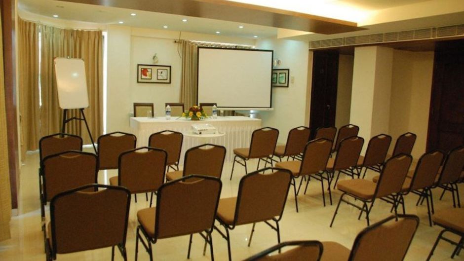 Parker Lords Eco Inn Meeting