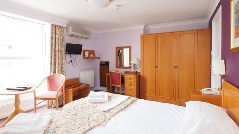 The Chatsworth Hotel & Conf Ct Room