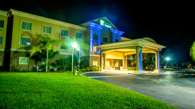 Holiday Inn Express Cocoa