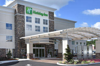 Holiday Inn Canton (Belden Village)