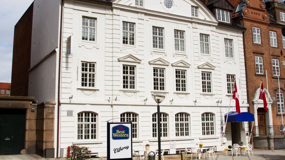Palads Hotel Exterior